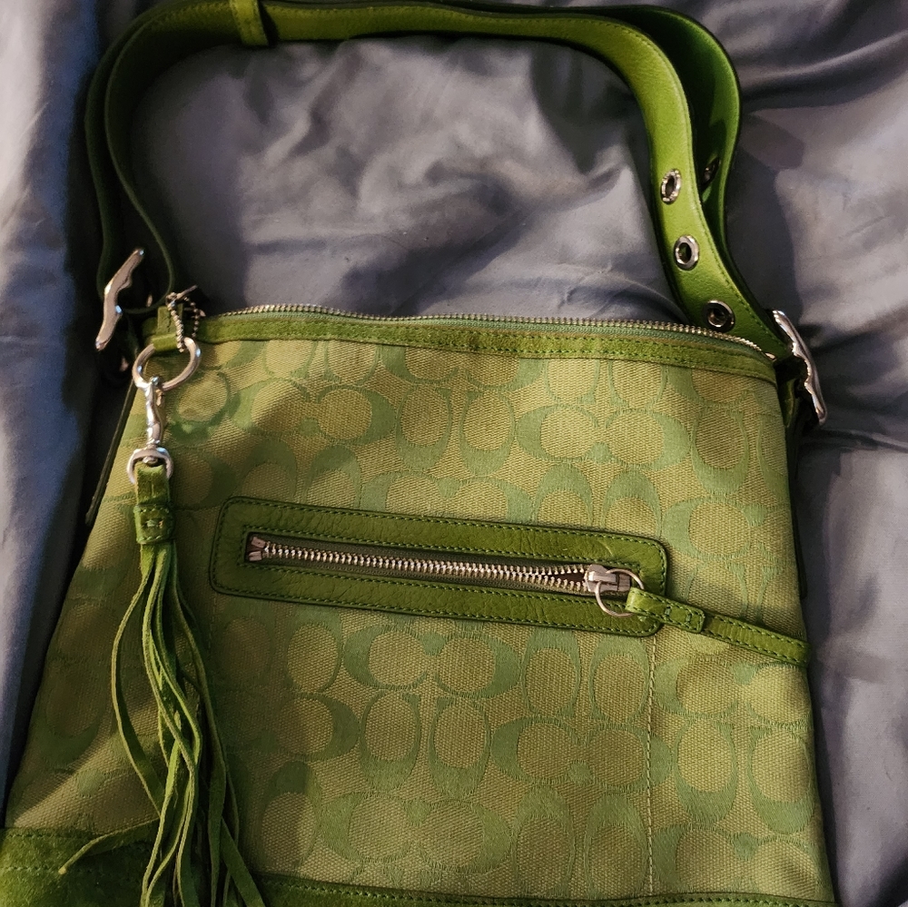 coach purse - Picture 1 of 3